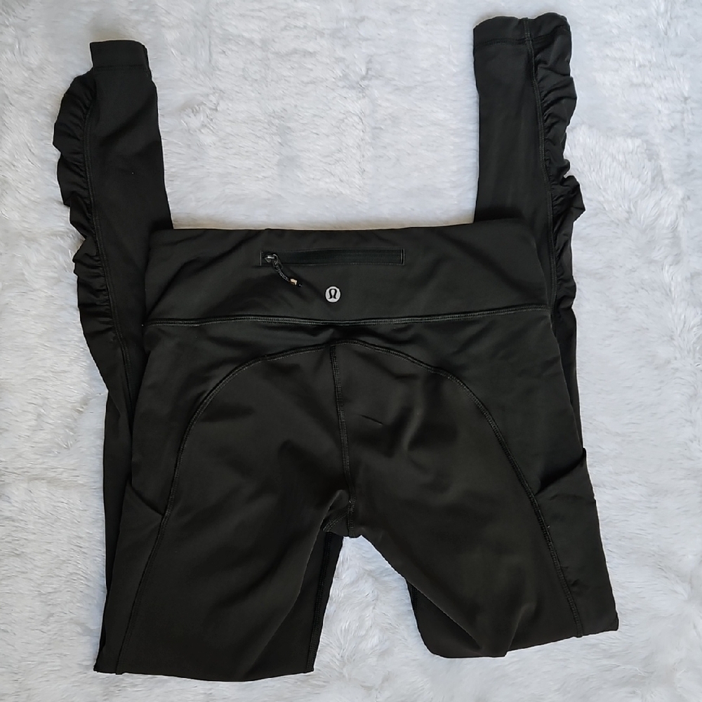 Green Lululemon Leggings